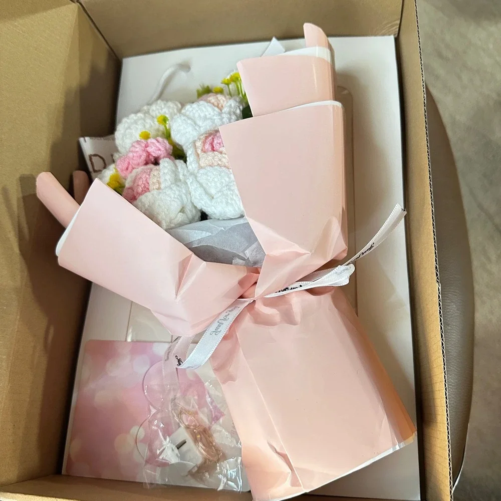 Crochet Rose Bouquet 13in Pink White LED Light Up Gift with Gift Bag & Card